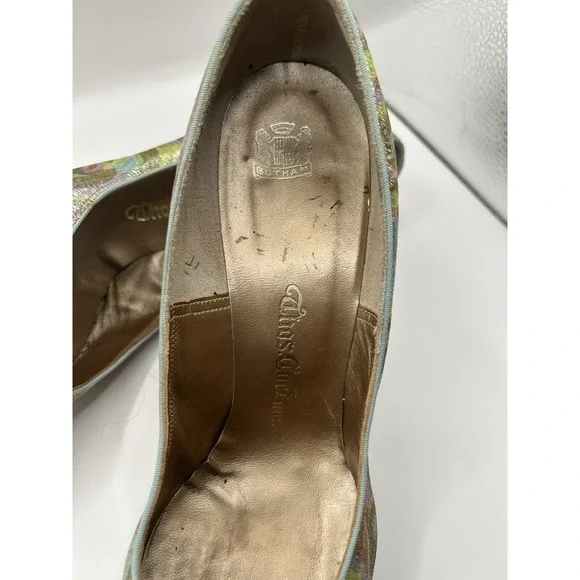 Vintage Thomas Cort 1960s Brocade Stiletto Heels Tapestry Evening Pumps 8 - Picture 9 of 13